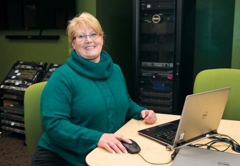 Sandy Braathen is a professor in the information systems and businness education department.