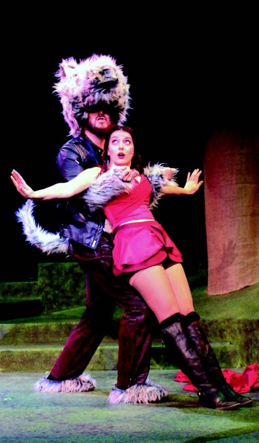 Burtness Theatre takes outsiders “Into the Woods”