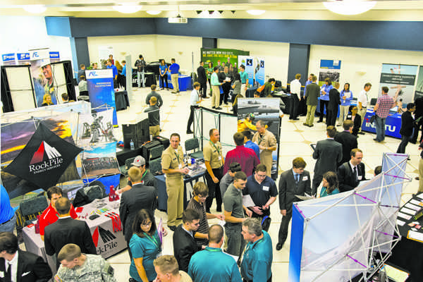 UND career fair jumpstarts student networking