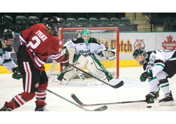 Womens hockey ends season with tough loss to Gophers