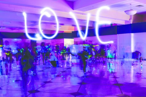 Students dance at the Glow-in-the-Dark Zumba event on Thursday evening as part of Love Your Body week. Daniel Yun/ Dakota Student