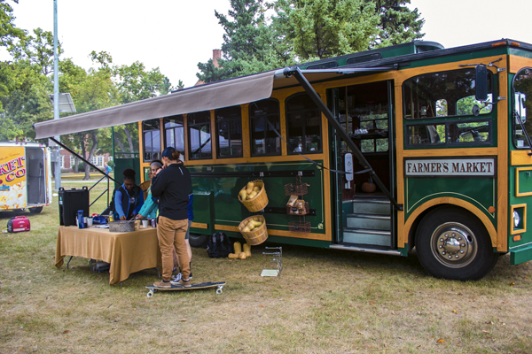 Sponsored by Student Senate, the Mobile Farmers Market offered fresh fruits and vegetables to UND students on Thursday, September 14, 2017.