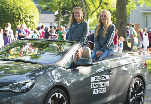 Alexandra Heisler and Lexi Grinolds are the ambassadors for the 2017 Potato Bowl.