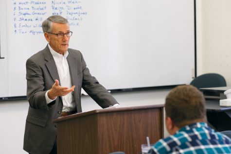 Adjunct accounting professor Mike Hendrickson speaks to students in his Accounting 494 course Thursday afternoon in Gamble Hall.