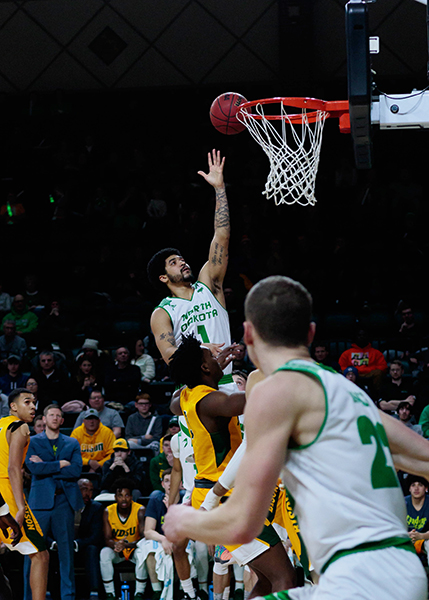 Hawks solidify No. 7 seed in Summit League Tournament