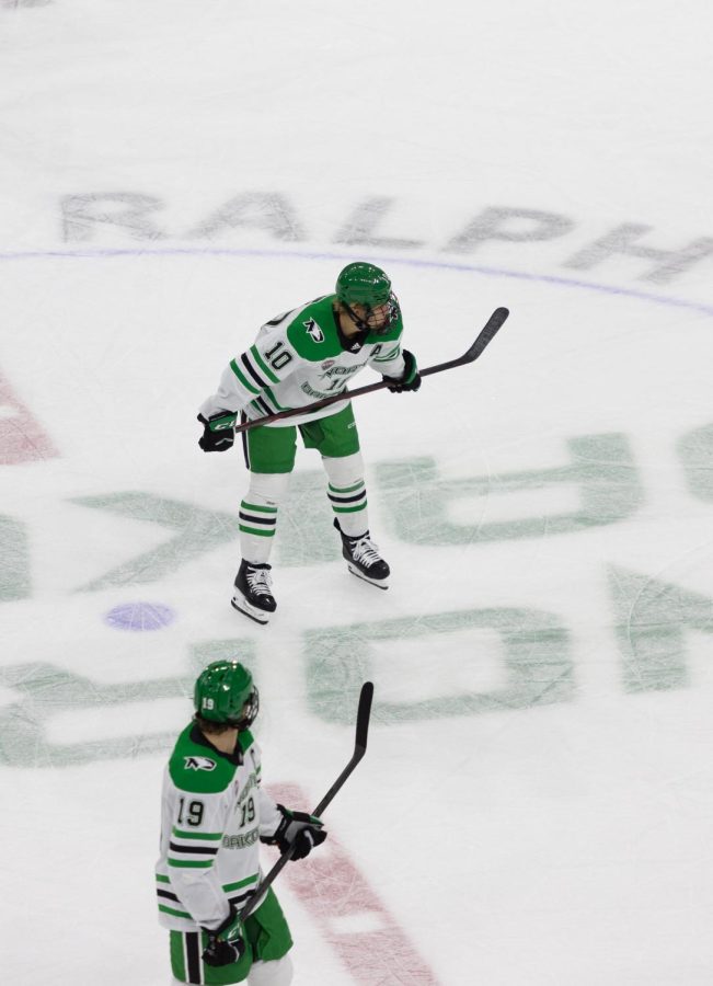 UND’s Offense Routs St. Cloud State 7-1