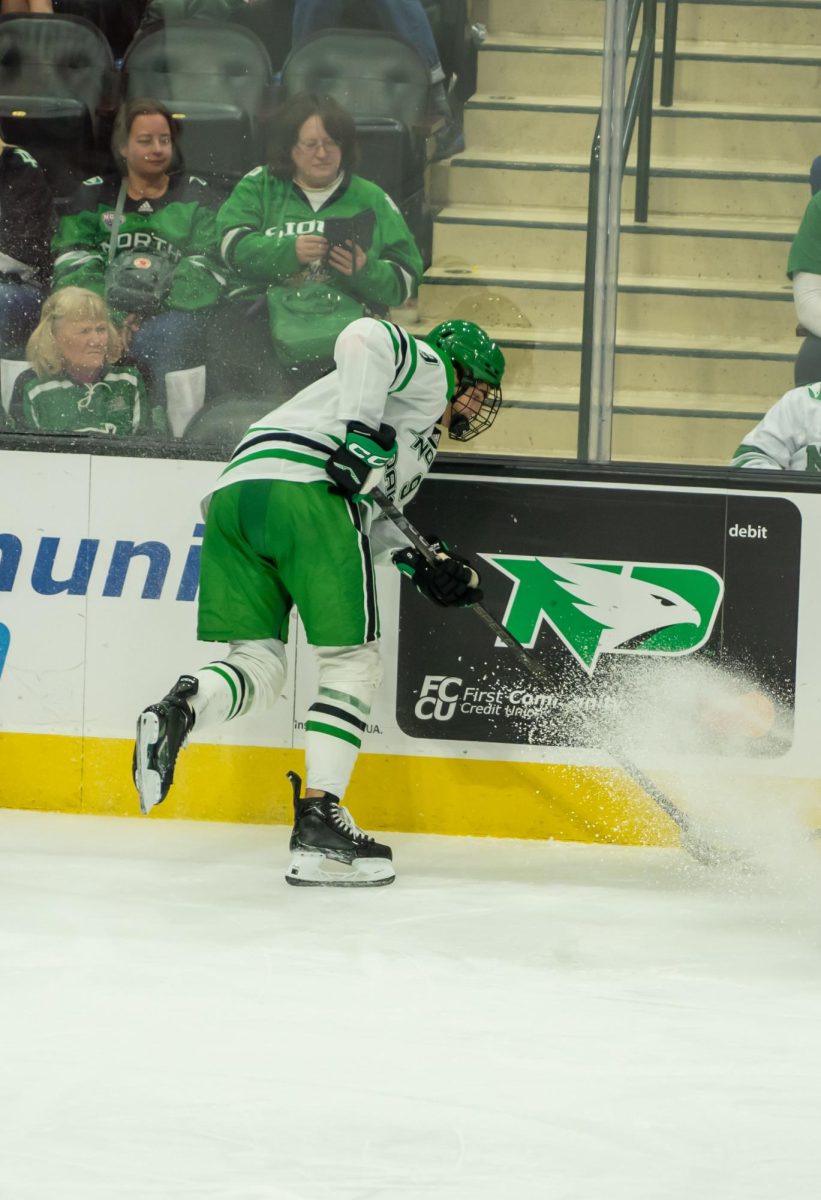 UND Sweeps Miami