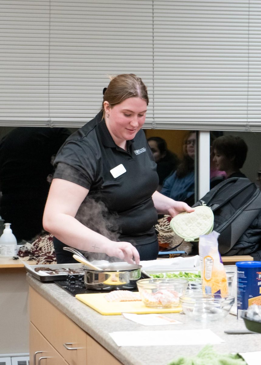 Students Learn Kitchen Basics